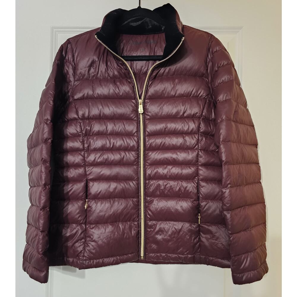 Calvin Klein Women’s Packable Lightweight Down Puffer Jacket Burgund Full Zip PM